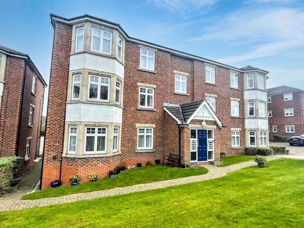 Flat Earsdon Road in North Tyneside