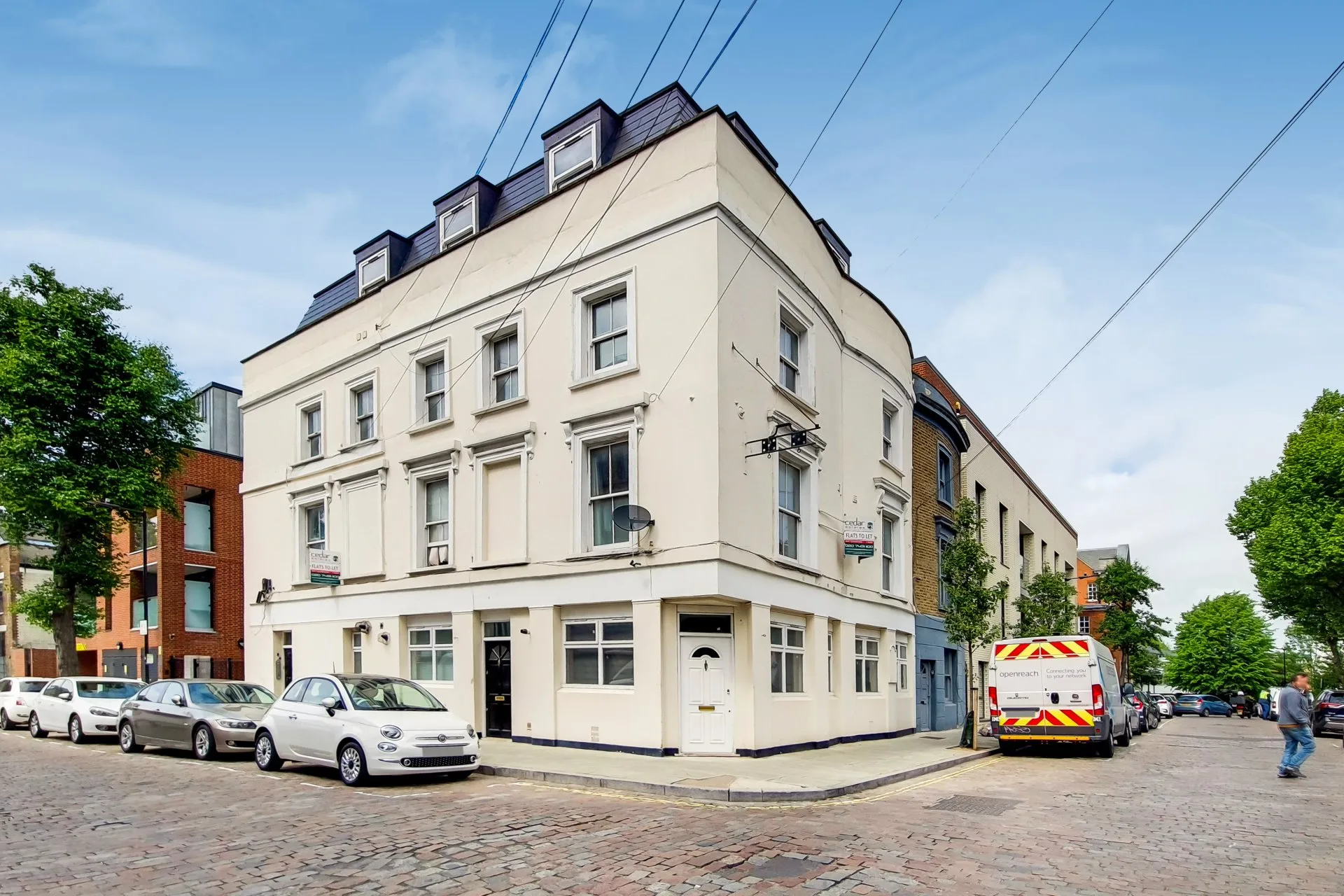 Flat Woodfield Road in City of Westminster