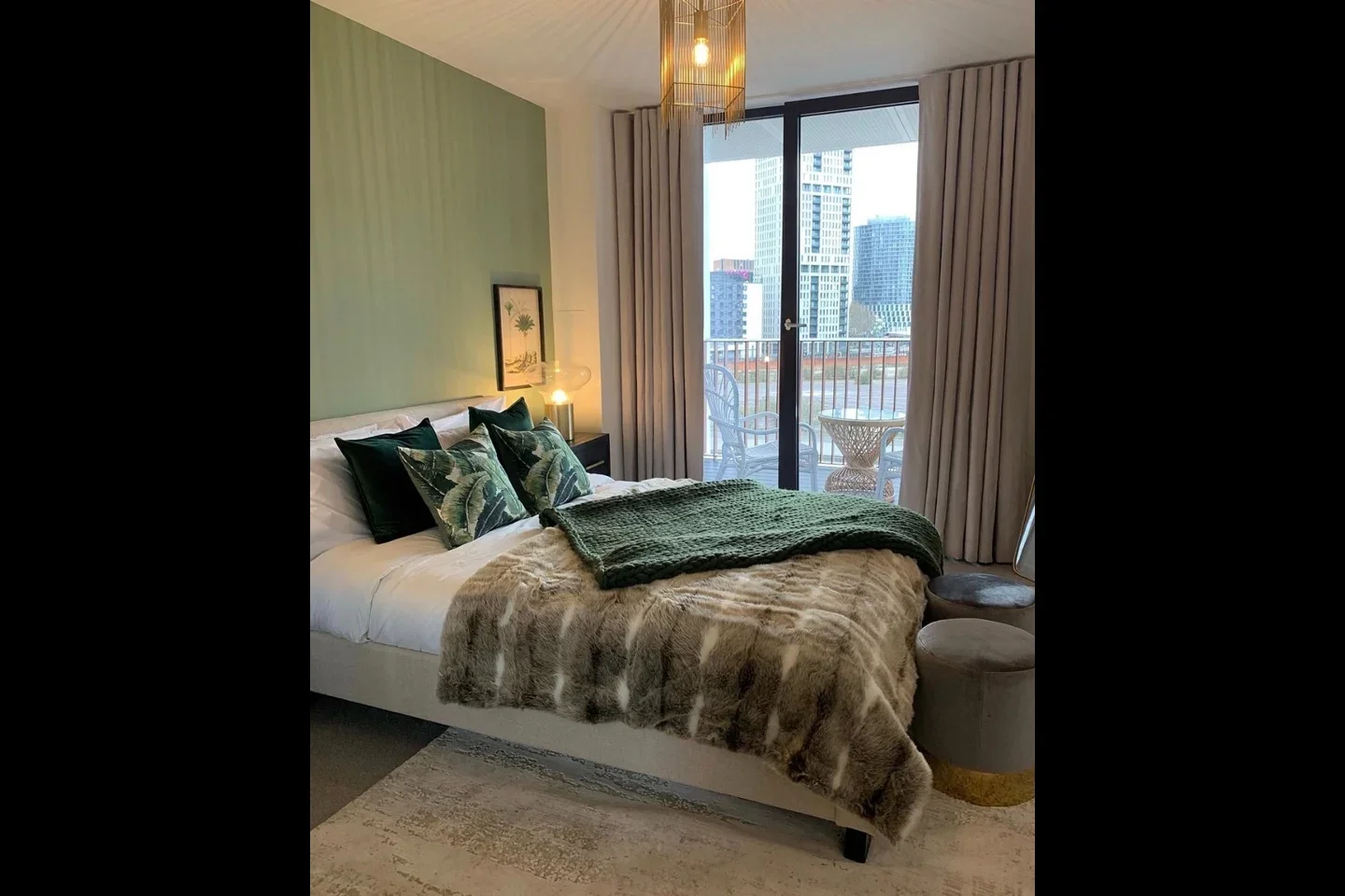 Flat Goswell Road in Greater London