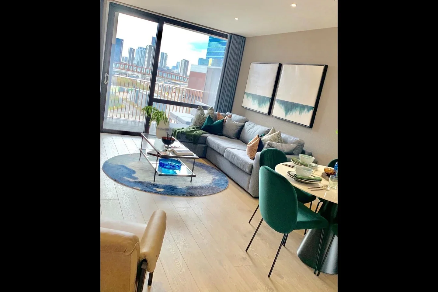 Flat Goswell Road in Greater London