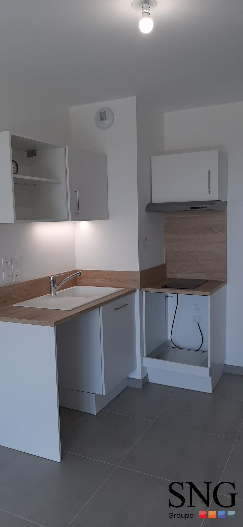 Appartement Avenue Monseigneur Robert Dalverny à Nîmes