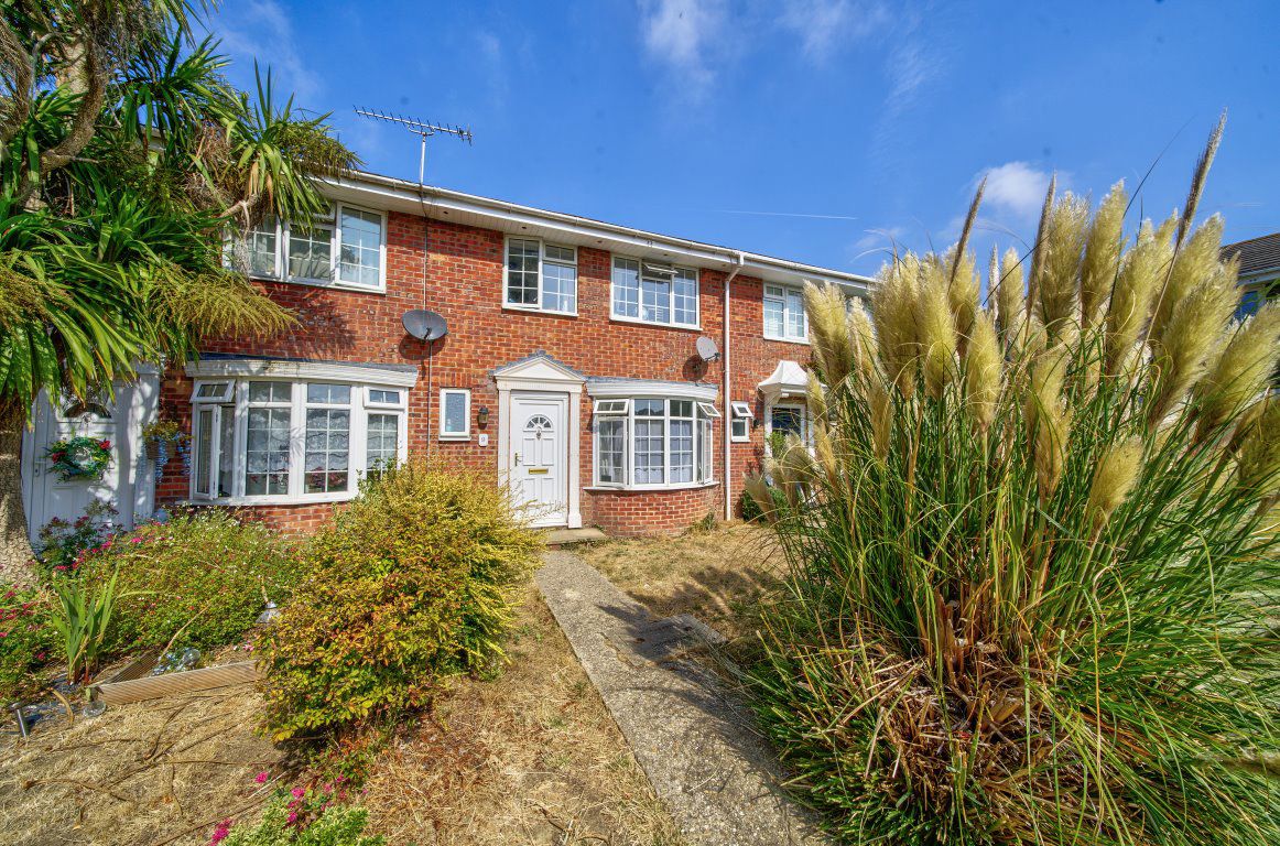 House Salterns Way in Chichester