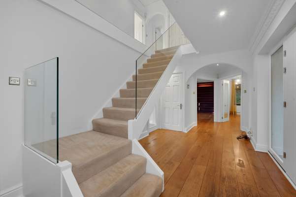 House Mount Close in Woking