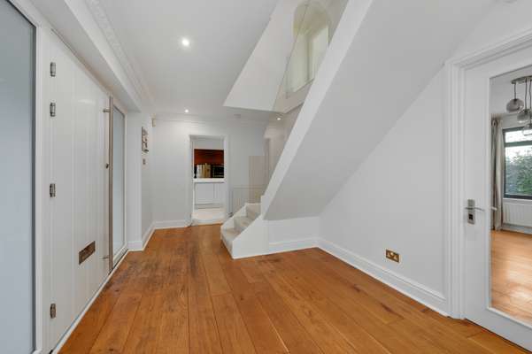 House Mount Close in Woking