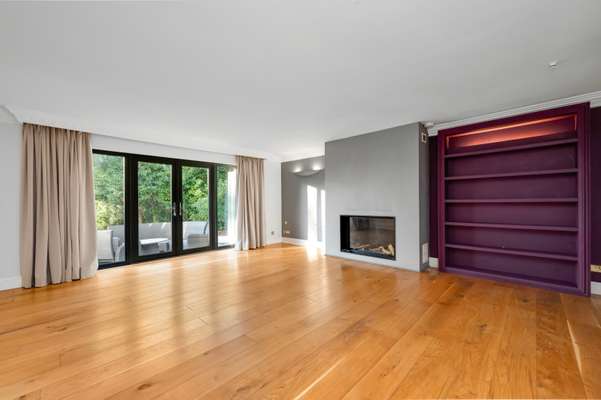 House Mount Close in Woking