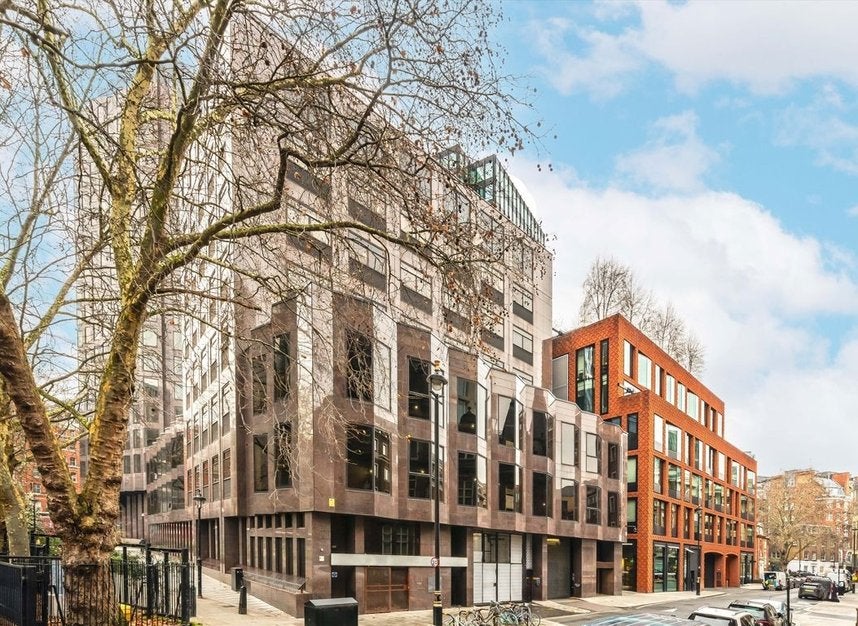 Flat Caxton Street in City of Westminster