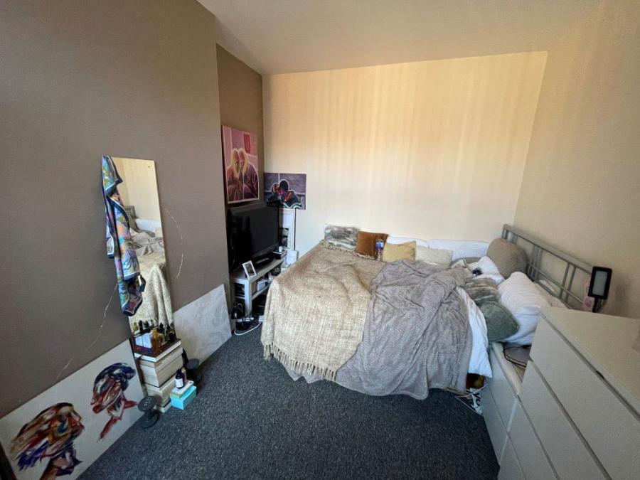Room Westcotes Drive in Leicester