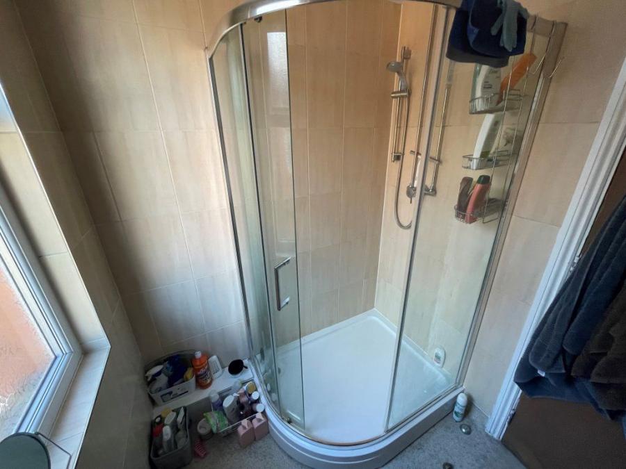 Room Westcotes Drive in Leicester