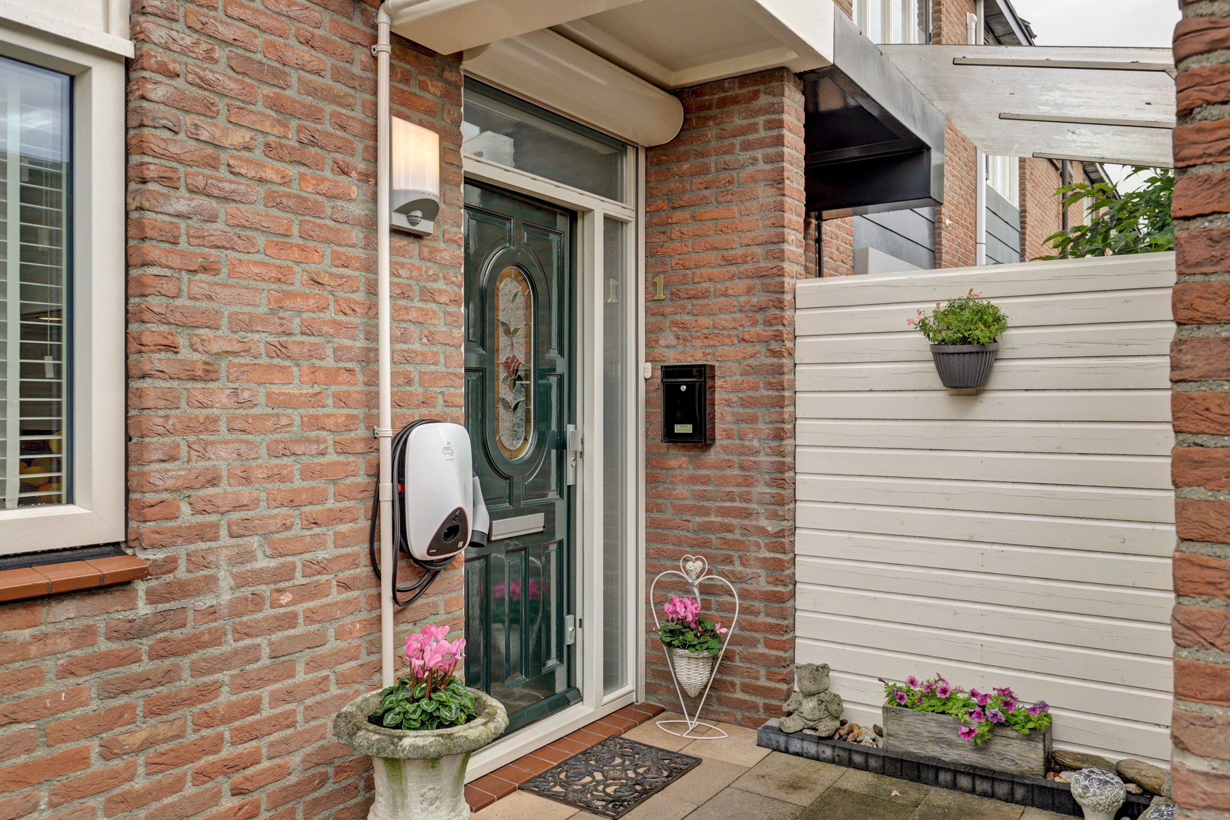 Hoekwoning te koop: Hoekkamp 1, Hendrik-Ido-Ambacht