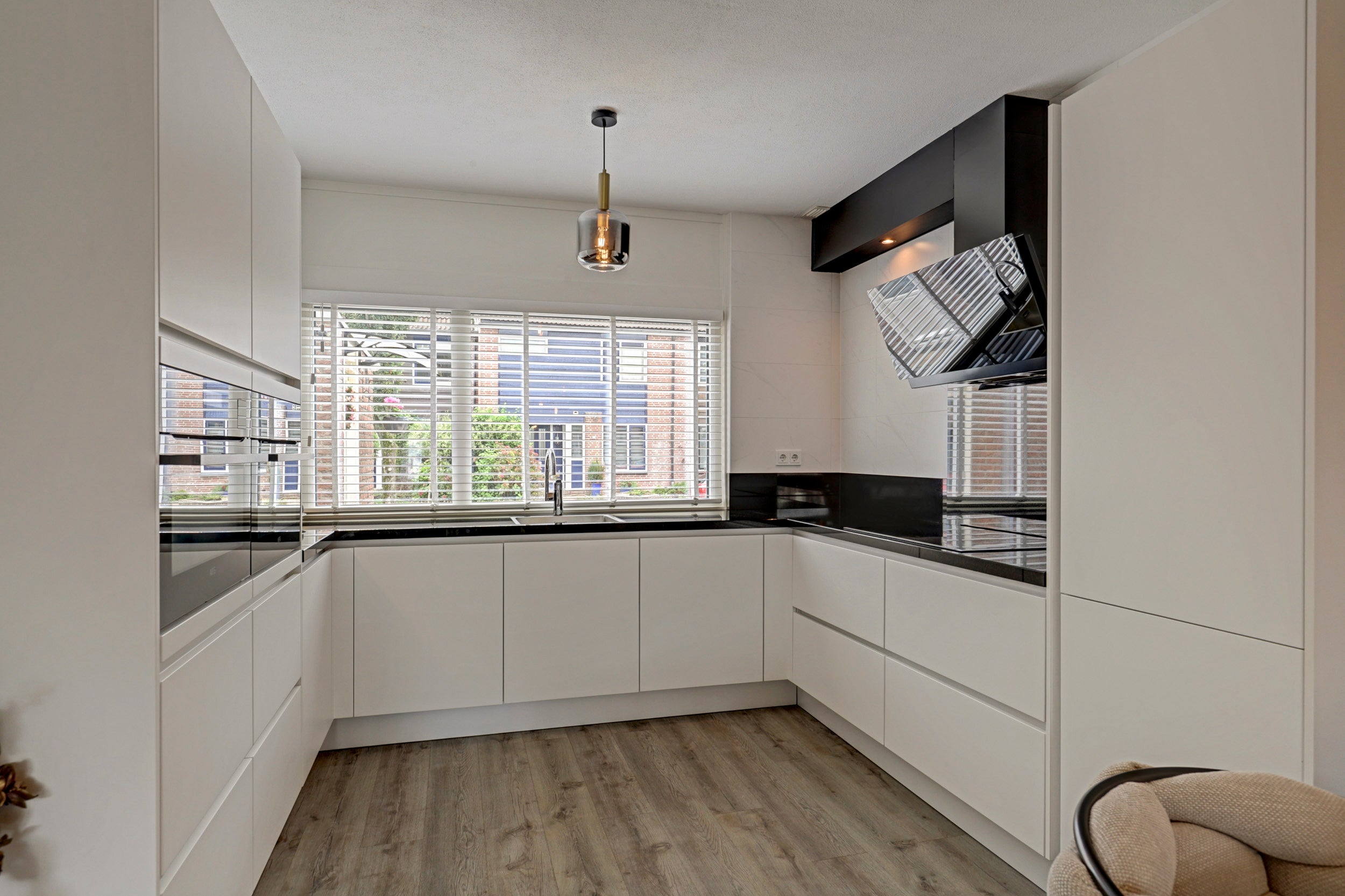 Hoekwoning te koop: Hoekkamp 1, Hendrik-Ido-Ambacht