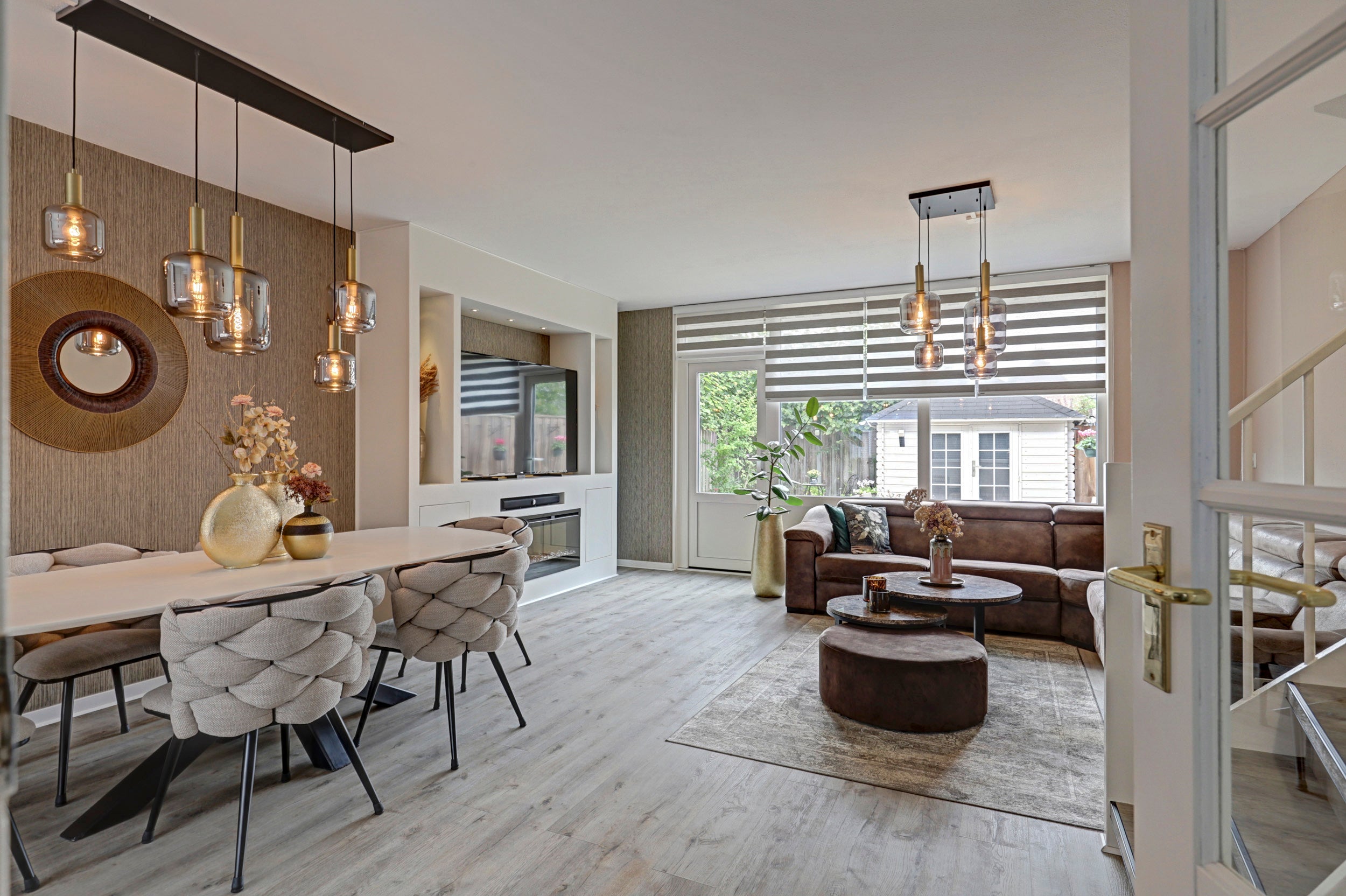 Hoekwoning te koop: Hoekkamp 1, Hendrik-Ido-Ambacht