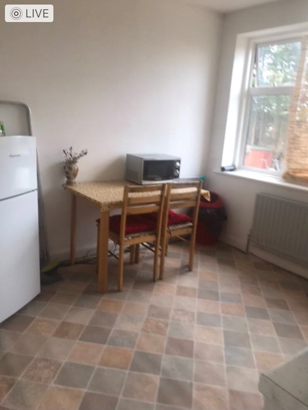 House Brinklow Crescent in London