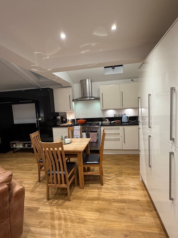 Room Disraeli Road in Greater London