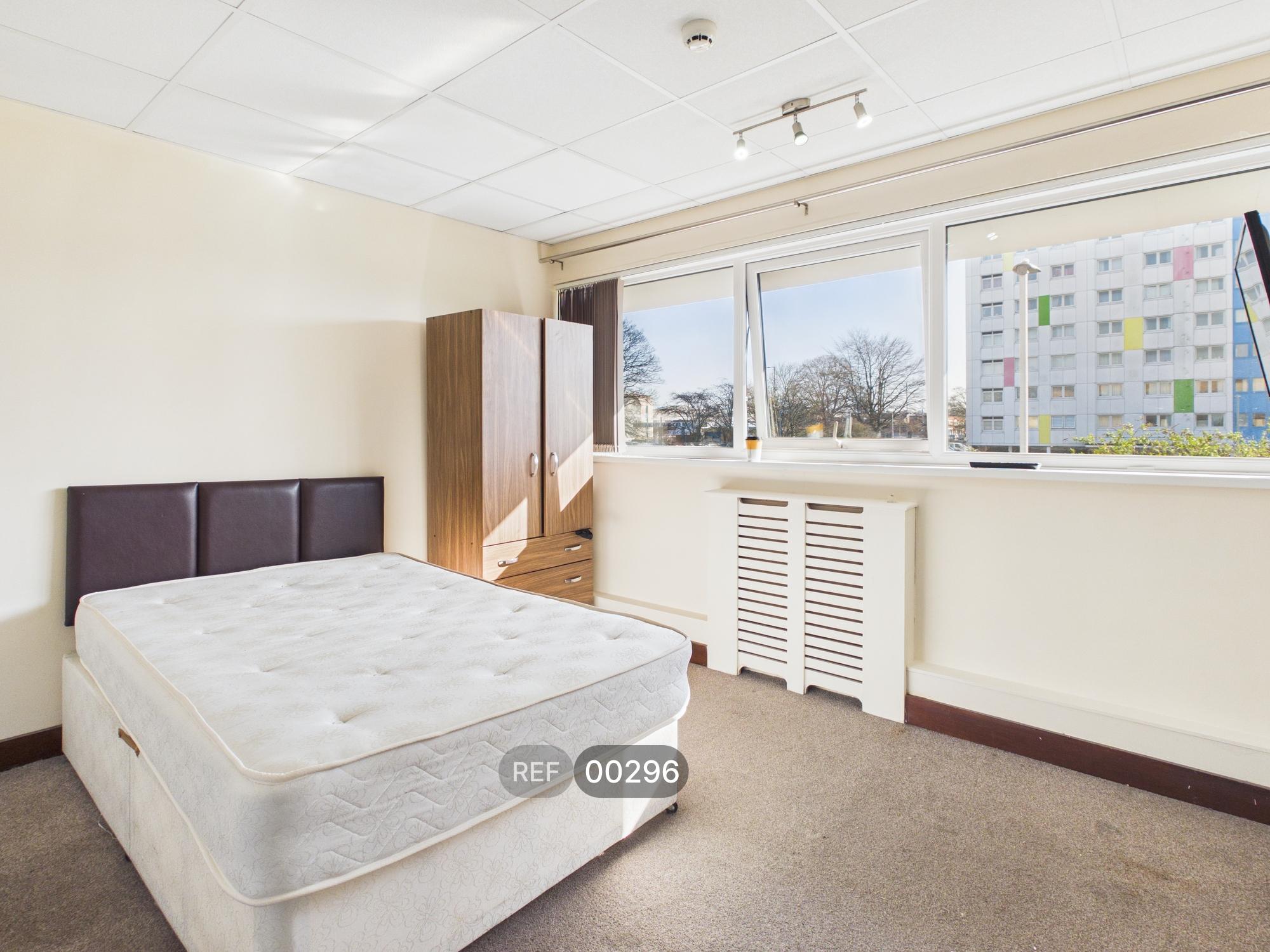 Room Anlaby Road in Hull