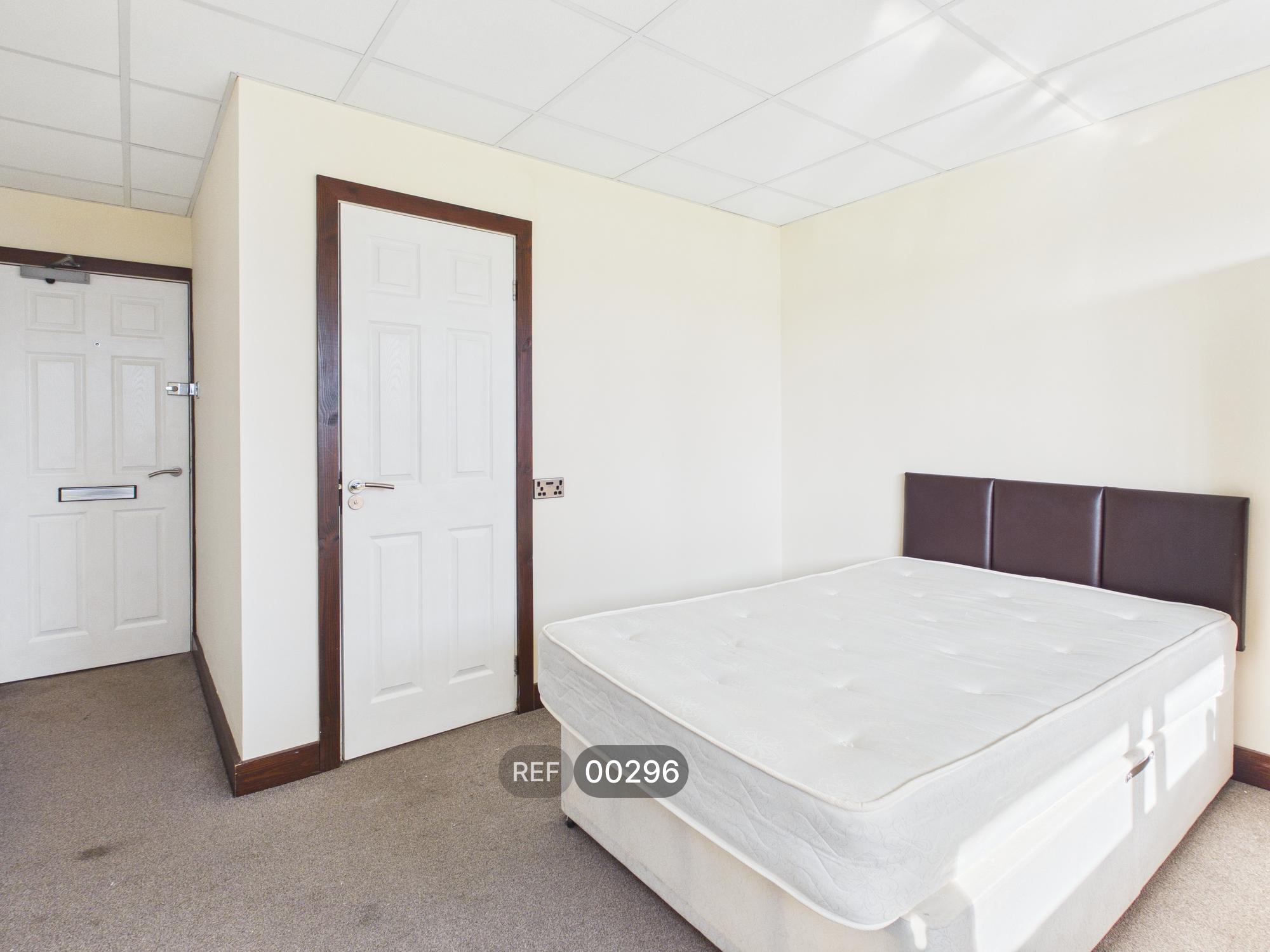 Room Anlaby Road in Hull