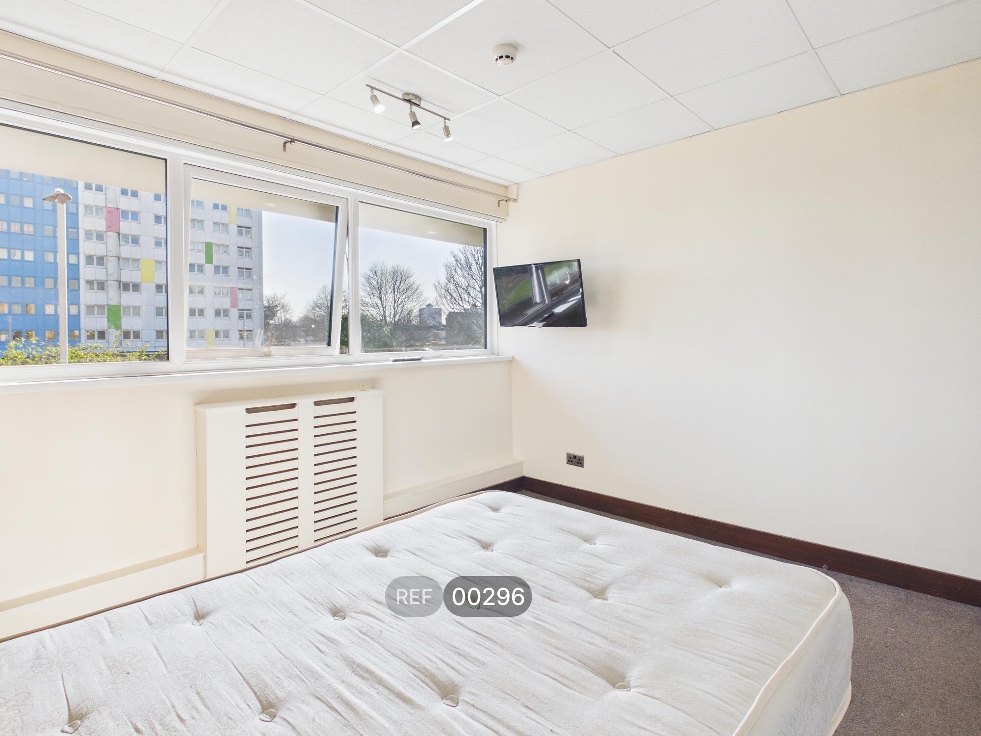 Room Anlaby Road in Hull