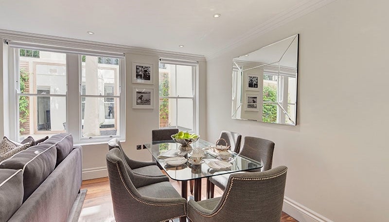 Flat Kensington Gardens Square in City of Westminster
