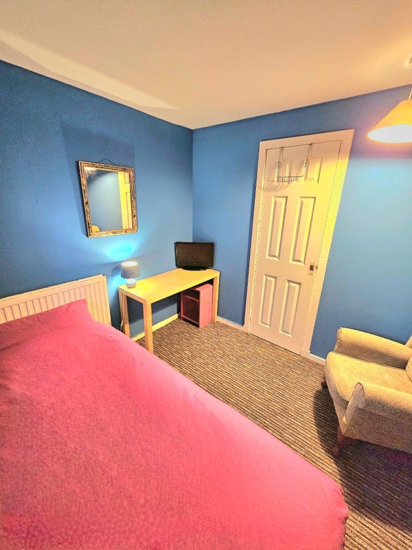 Room Mill Road in Cambuslang