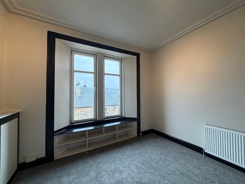Flat Ronald Place in Stirling