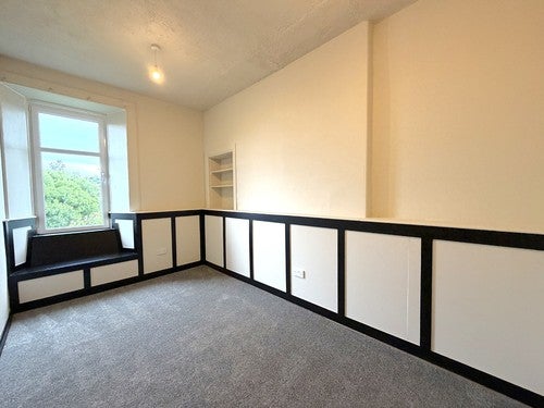 Flat Ronald Place in Stirling