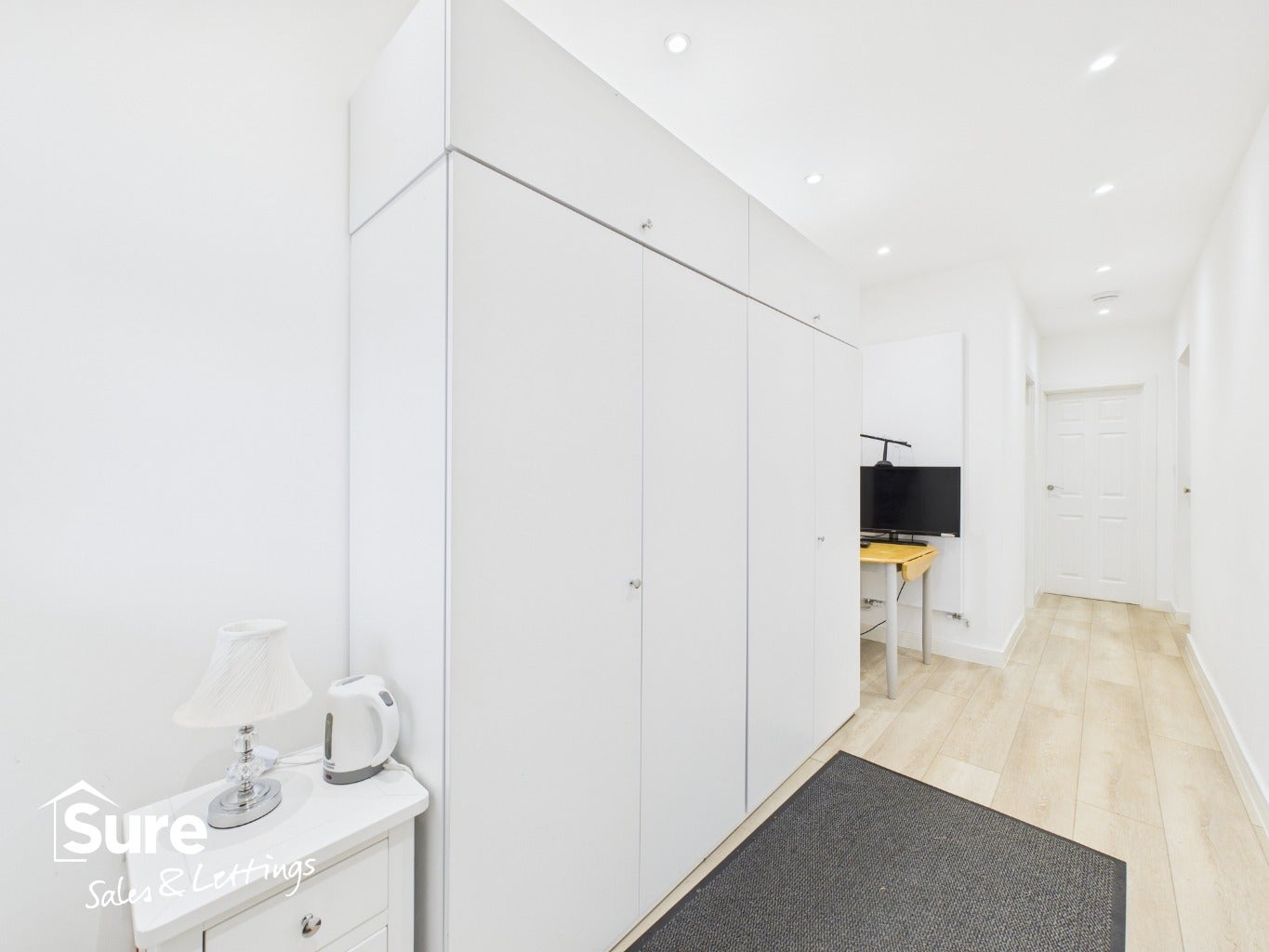 Room Horselers in Dacorum