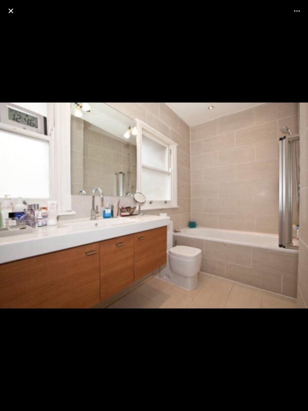 Room Lawford Road in Greater London