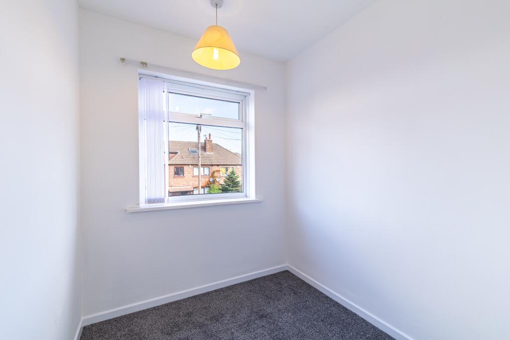 Flat Westgate Road in Greater London