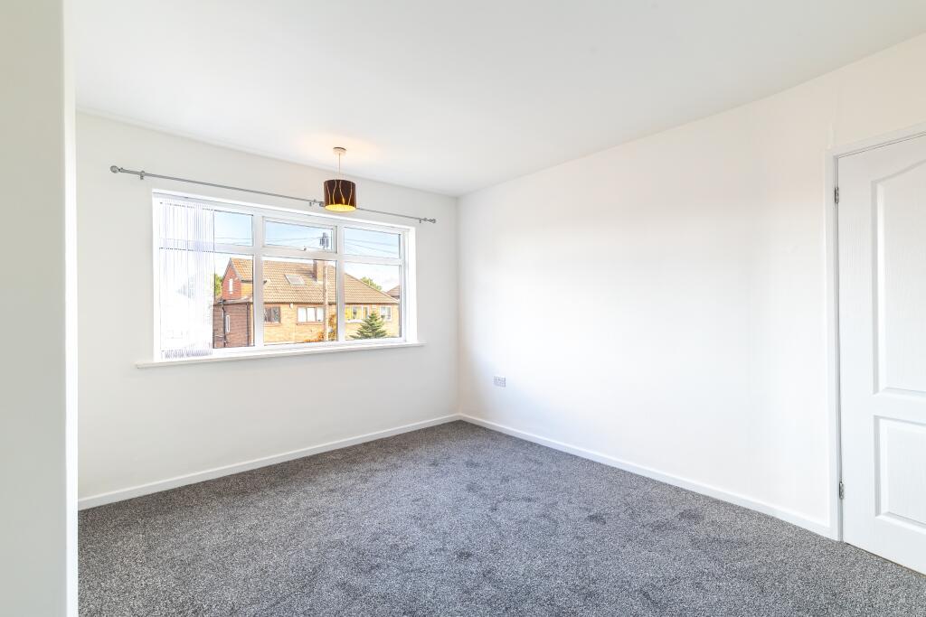 Flat Westgate Road in Greater London