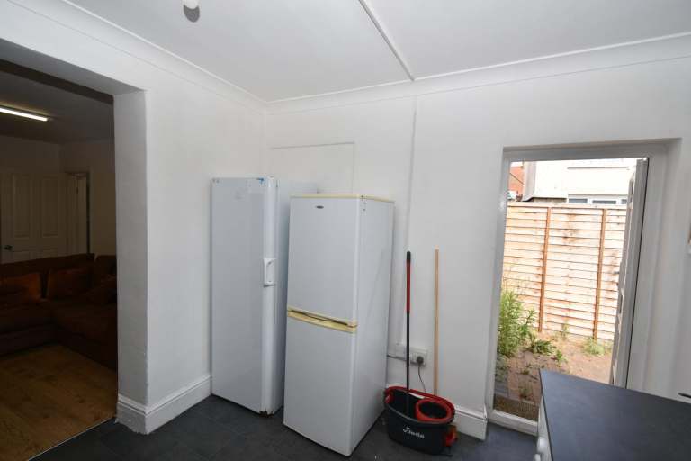 House Olive Road in Greater London