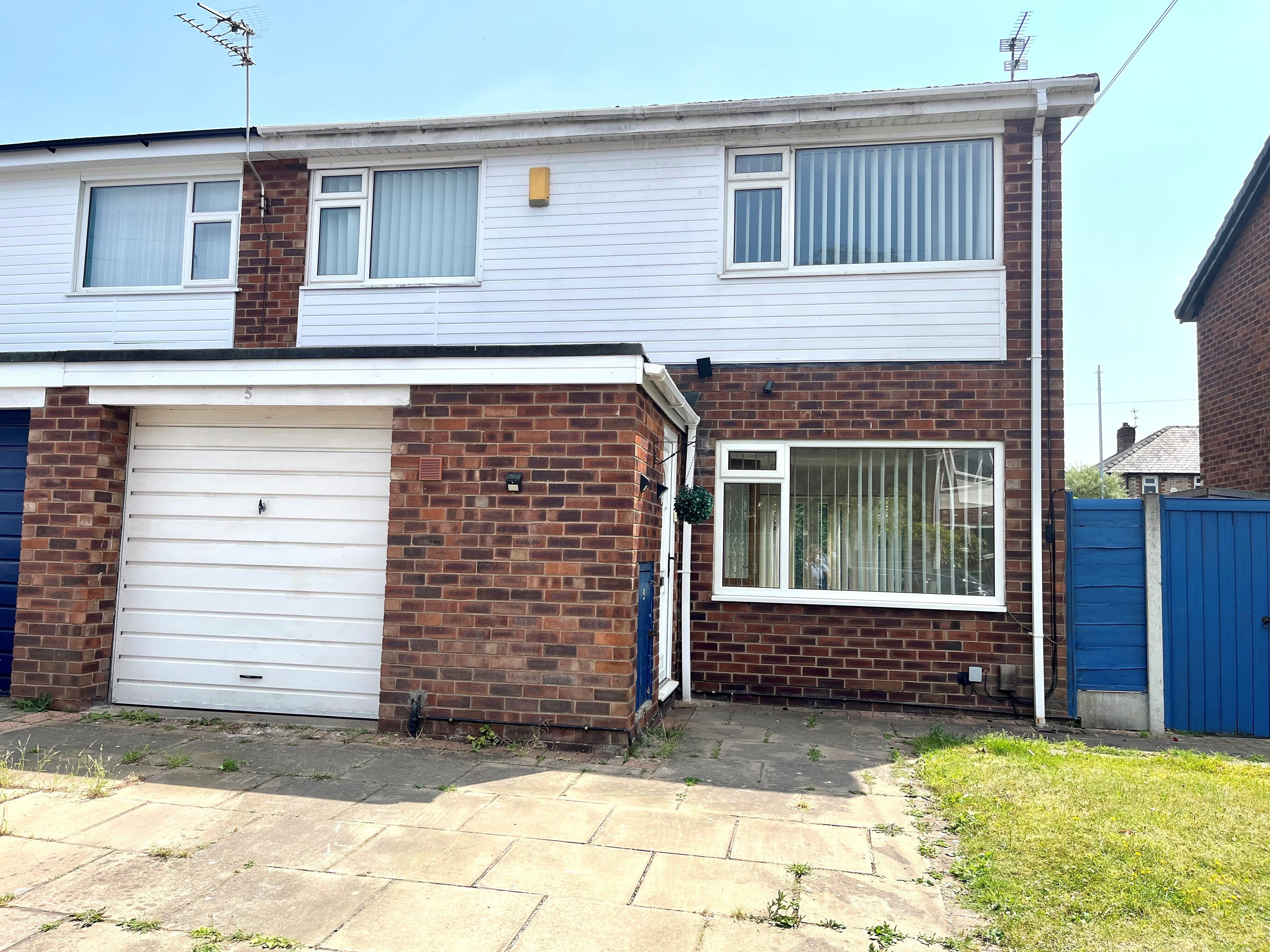 House Leaburn Drive in Manchester