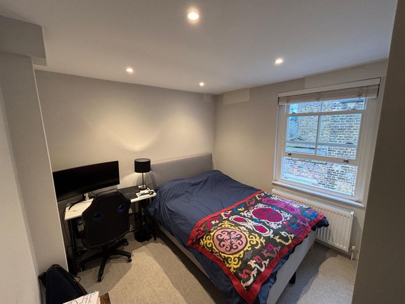 Room Archel Road in Greater London