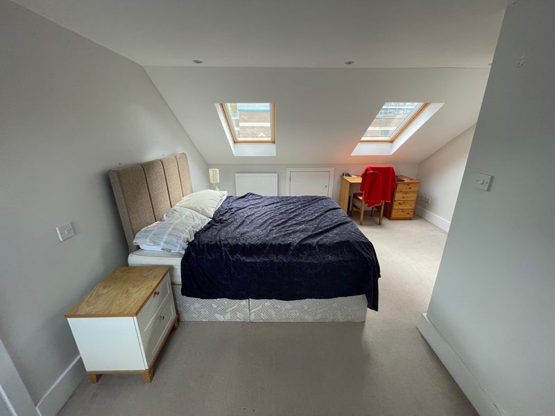 Room St Dunstan's Road in Greater London