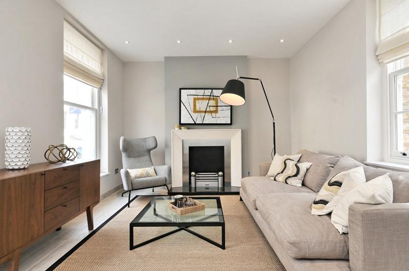 Flat Garrick Street in City of Westminster
