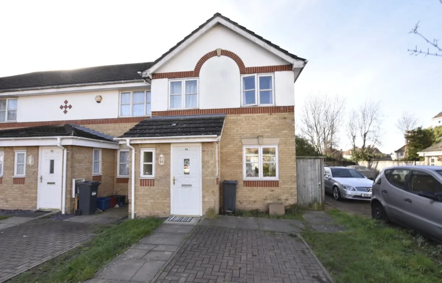 House Highfield Road in Greater London