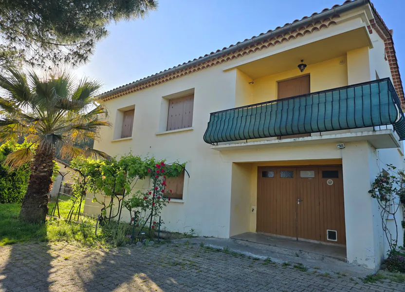 House D 132 in Les Mages