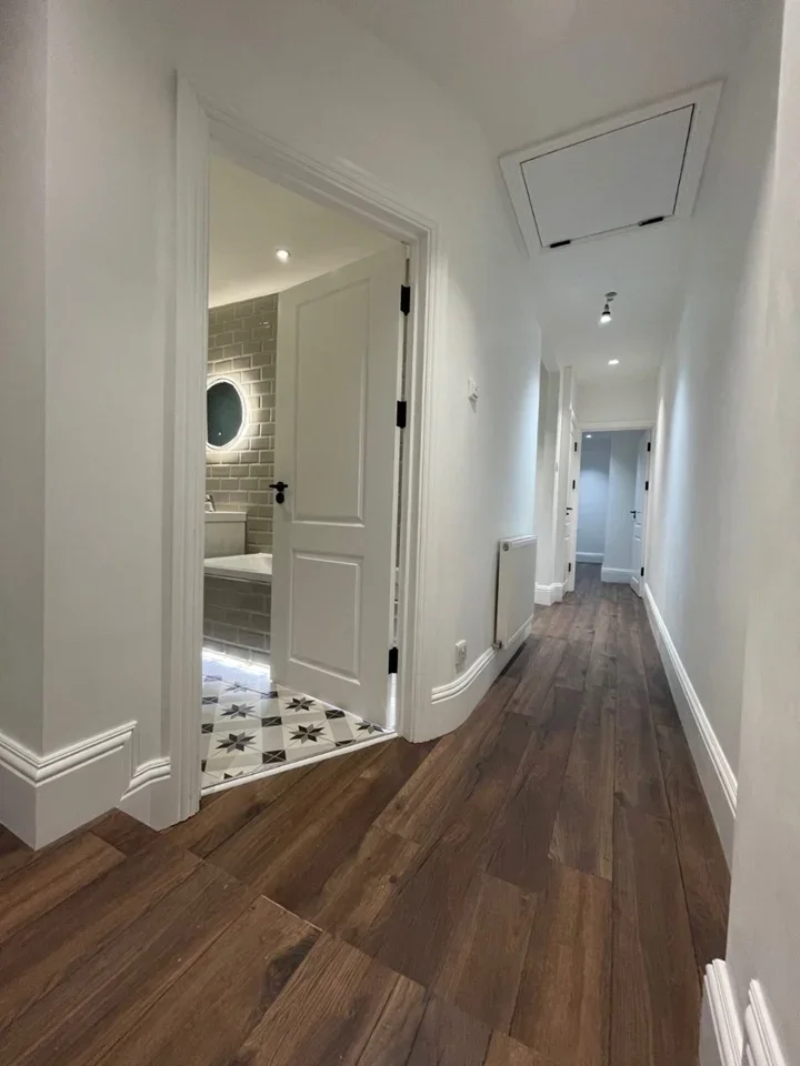 Flat Vaughan Road in Greater London