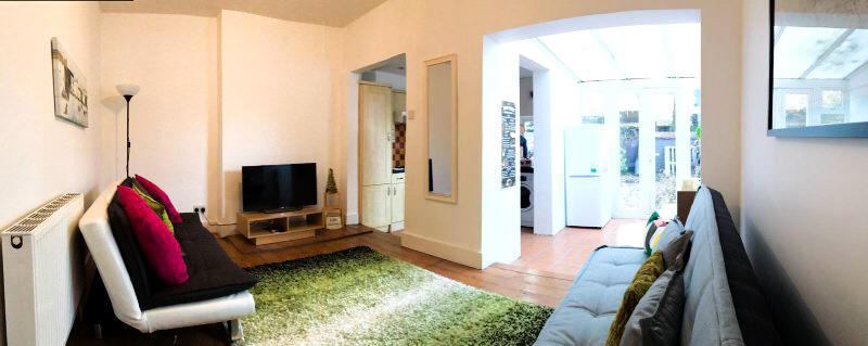 Room Farmdale Road in Greater London