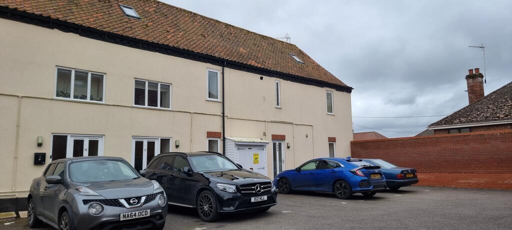 Flat Spinners Close in Breckland District