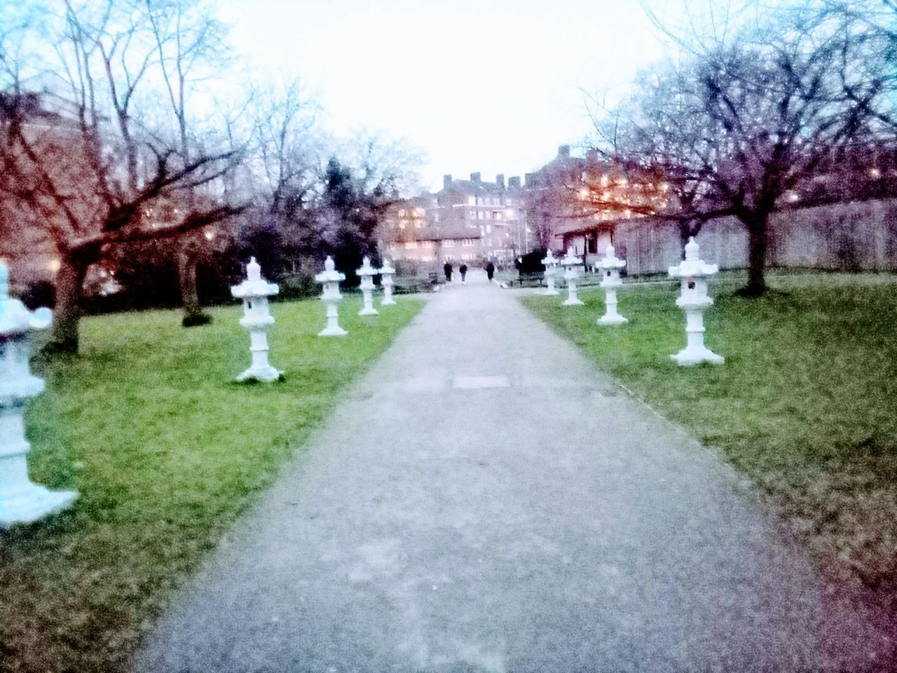 Room Commonwealth Avenue in Greater London