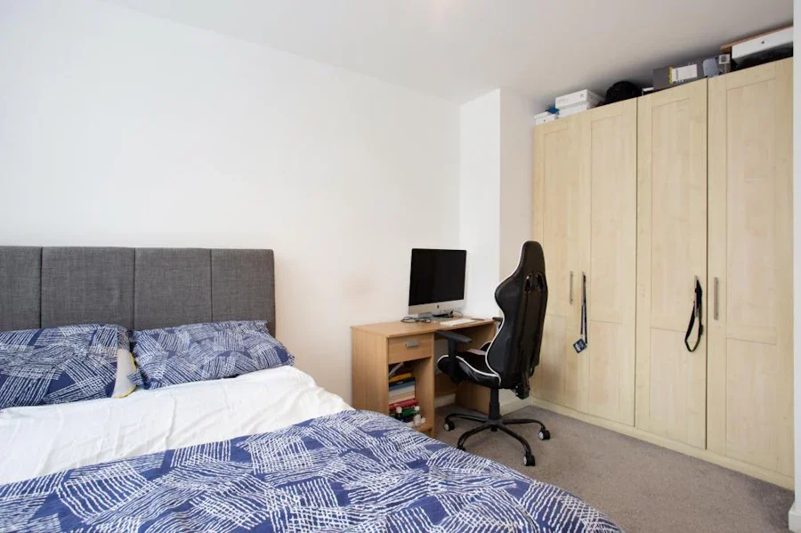 Flat Kew Bridge Court in Greater London