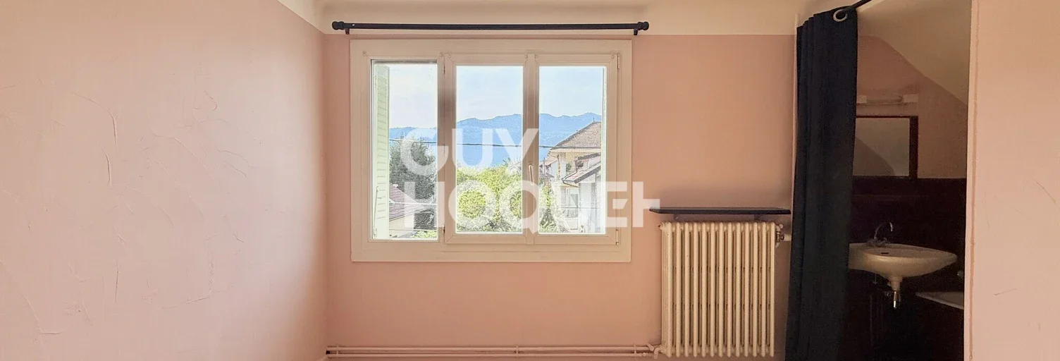 Flat Rue Maryse Bastié in Aix-les-Bains