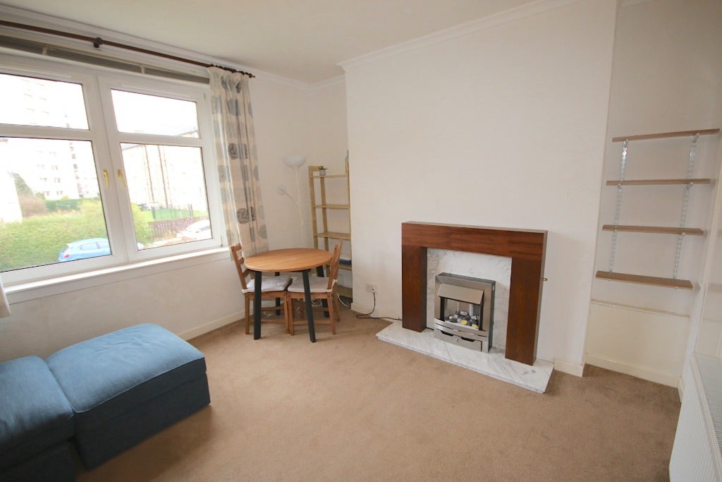 Flat Hutchison Road in City of Edinburgh