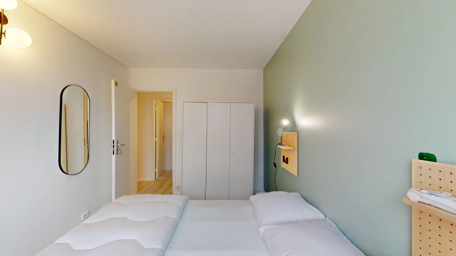 Chambre Rue des Lilas à Paris
