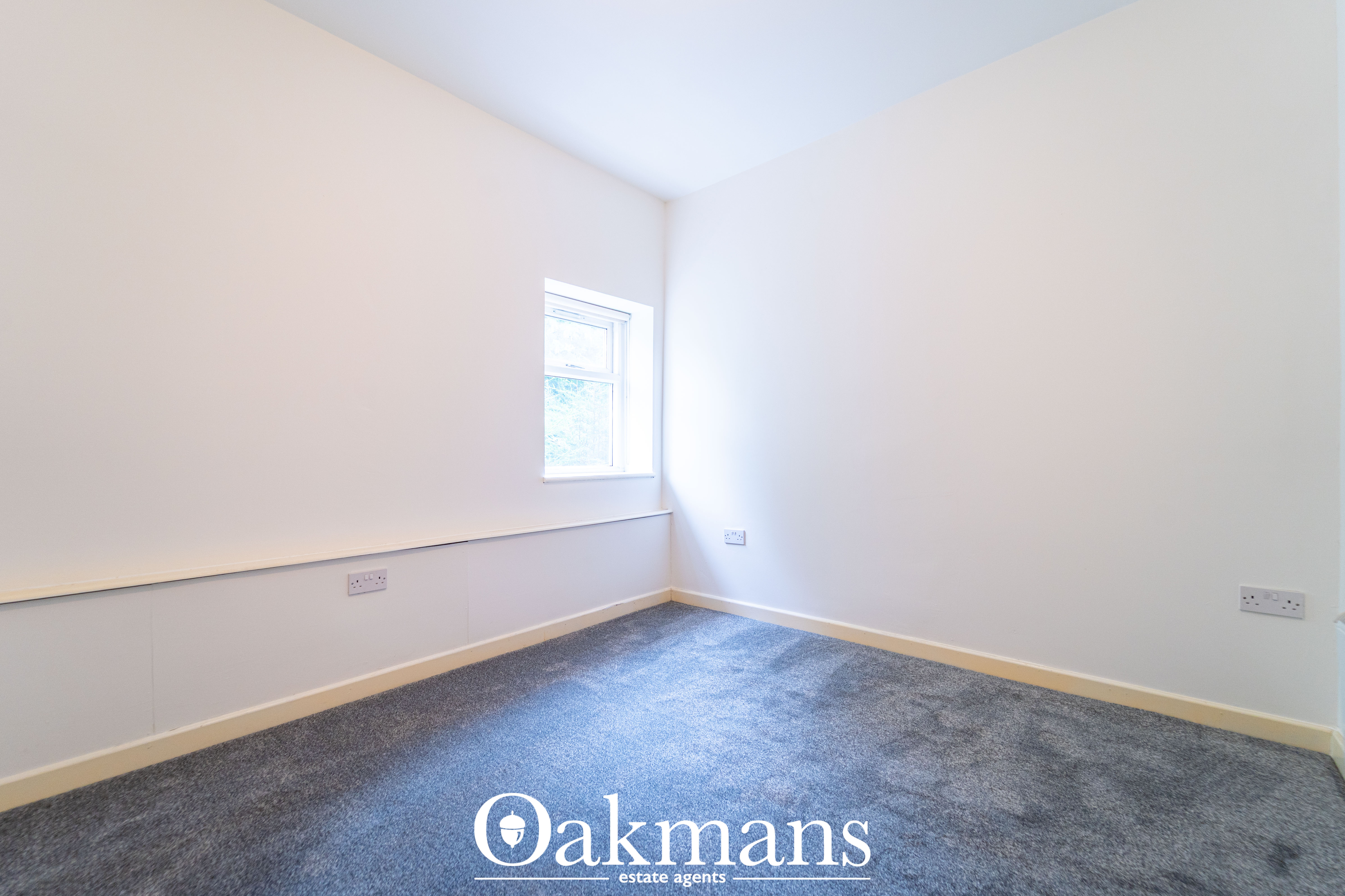 Flat Paradise Row in Bromsgrove