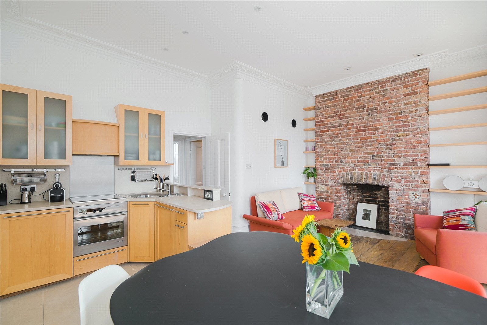 Flat Richmond Hill in Greater London