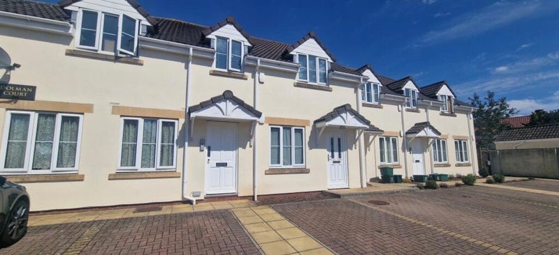 Flat Eggshill Lane in Yate