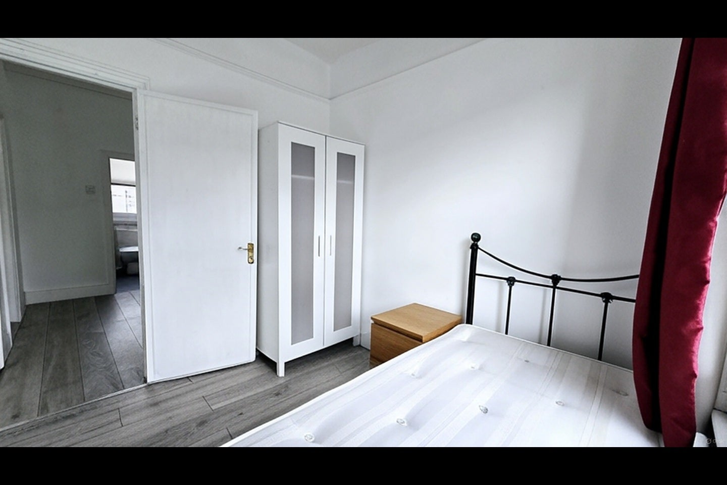 House Undine Street in Greater London
