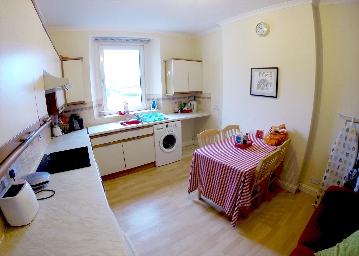 Flat Lower Clifton Hill in Bristol