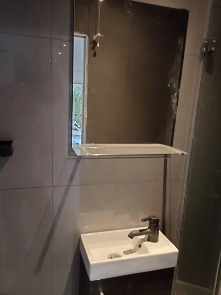 Flat Cotswold Gardens in Greater London