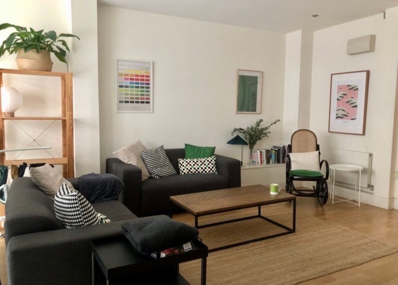 Room Blackstock Road in Greater London